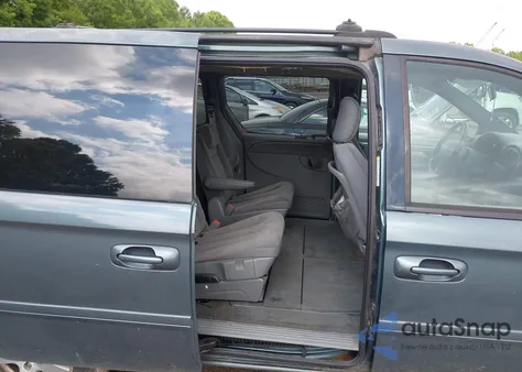 2005 Dodge Grand Caravan Sxt from USA, damaged, VIN 2D4GP44LX5R159260